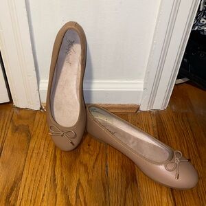Women's Beige Bow Flats